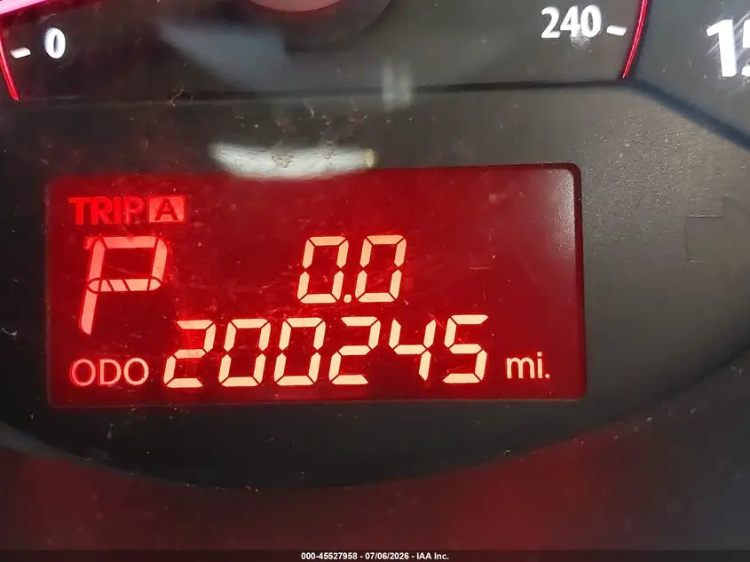2011 KIA SORENTO LX