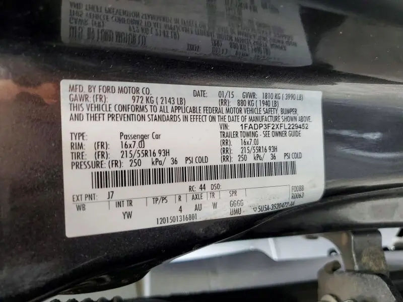 2015 FORD FOCUS SE  