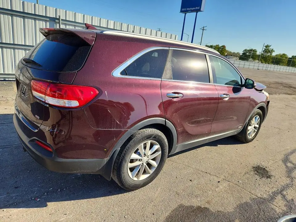 2016 KIA SORENTO LX  