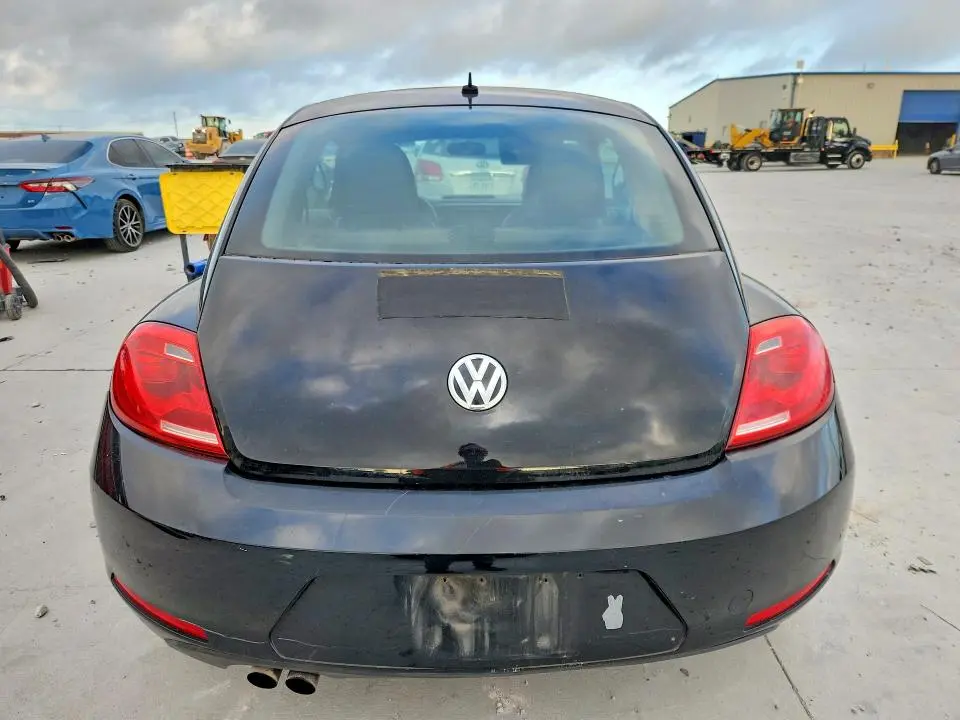 2015 VOLKSWAGEN BEETLE 1.8T  