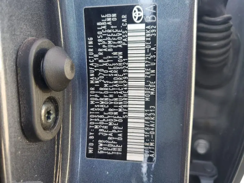 2019 TOYOTA COROLLA LE  