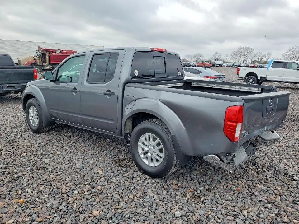 2017 NISSAN FRONTIER SV  