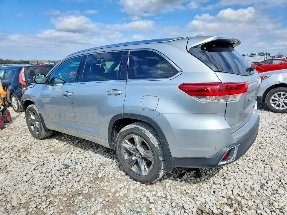 2017 TOYOTA HIGHLANDER LIMITED PLATINUM  