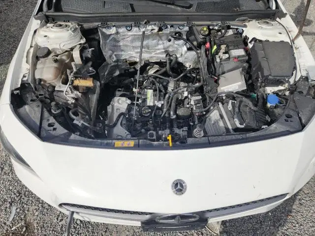 2025 MERCEDES-BENZ CLA 250  