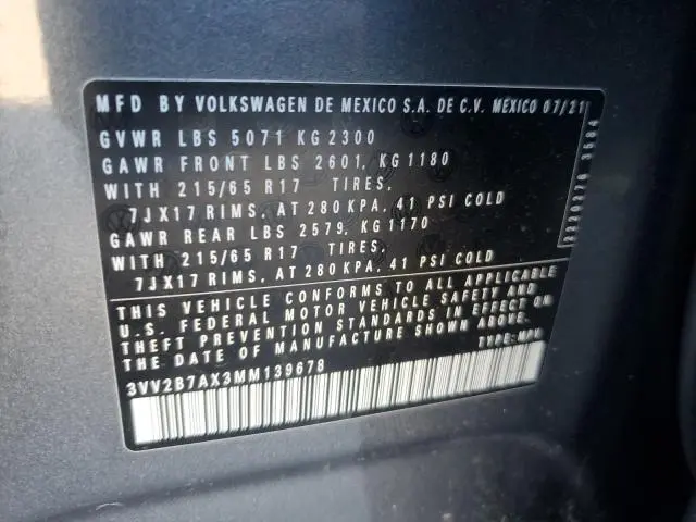 2021 VOLKSWAGEN TIGUAN SE  