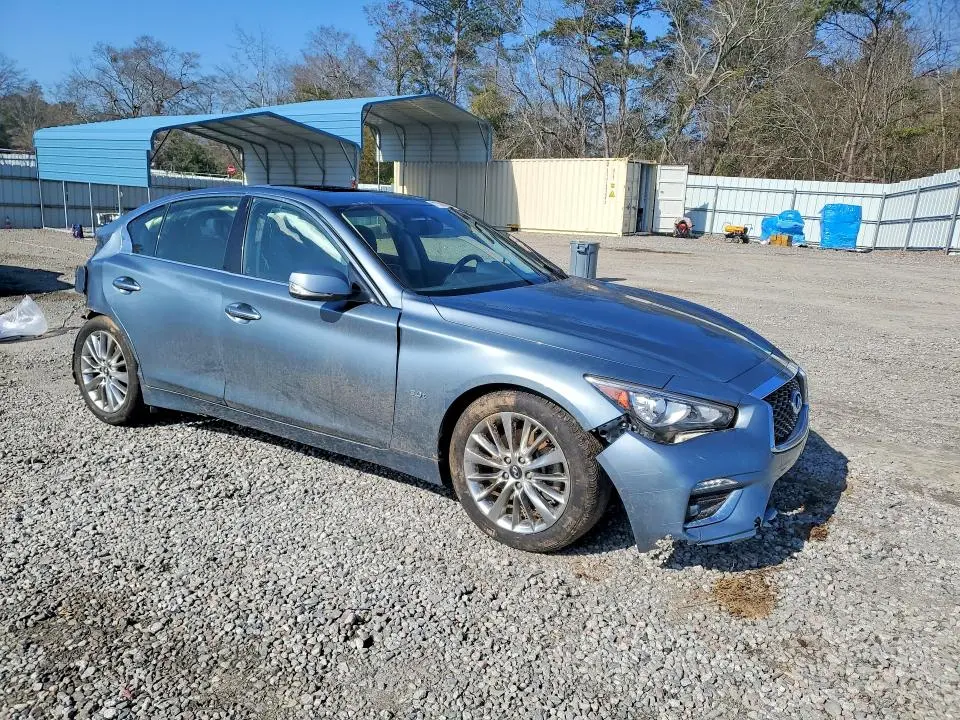 2019 INFINITI Q50 LUXE  