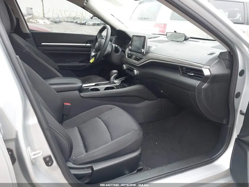 2023 NISSAN ALTIMA SV FWD