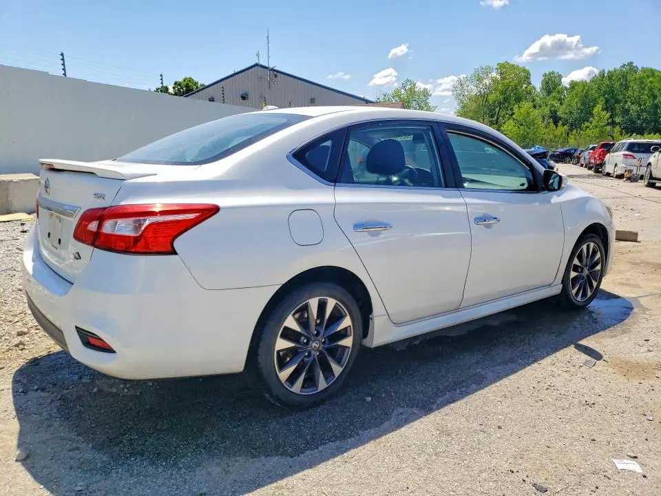 2016 NISSAN SENTRA SR  