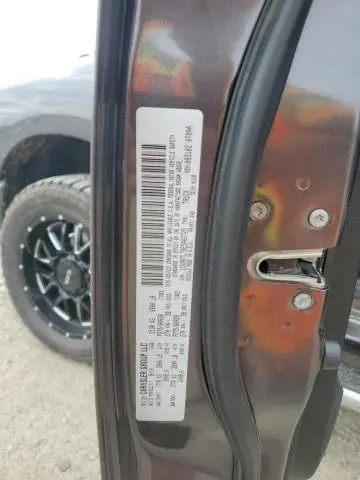 2014 RAM 1500 SLT