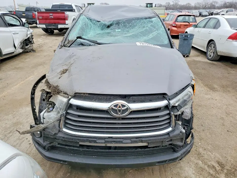 2016 TOYOTA HIGHLANDER LE PLUS  