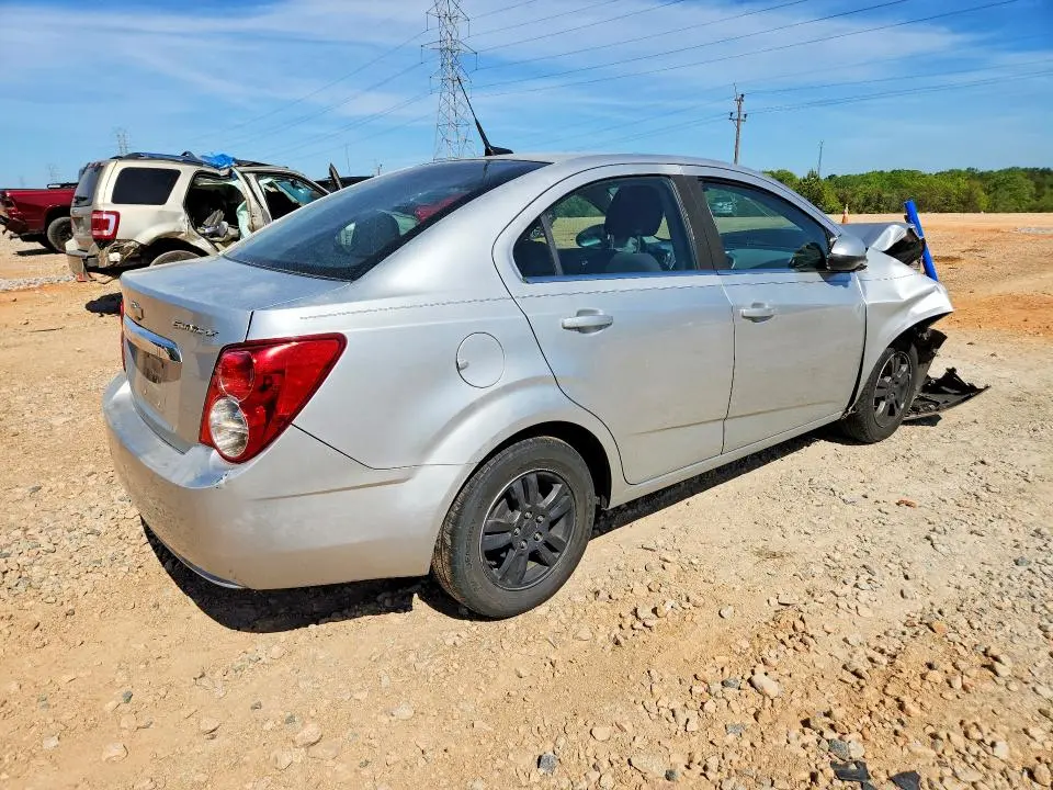 2013 CHEVROLET SONIC LT  