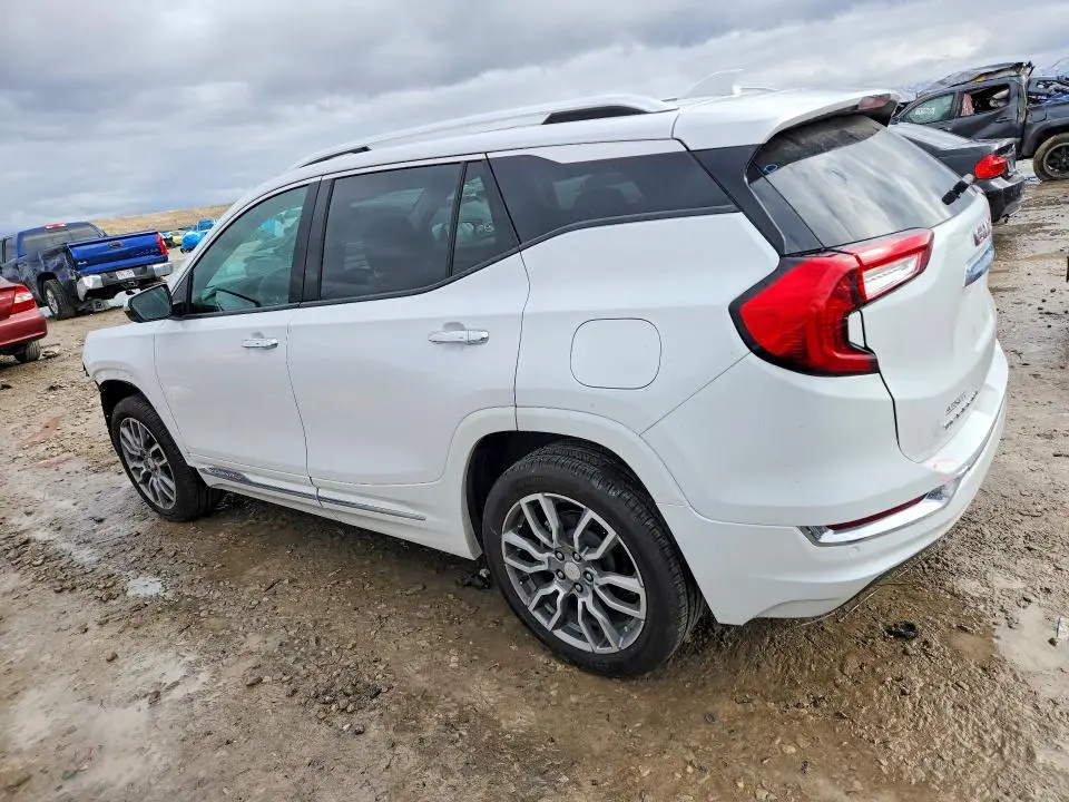 2024 GMC TERRAIN DENALI  