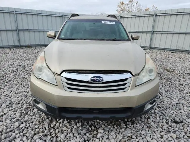 2010 SUBARU OUTBACK 2.5I PREMIUM  