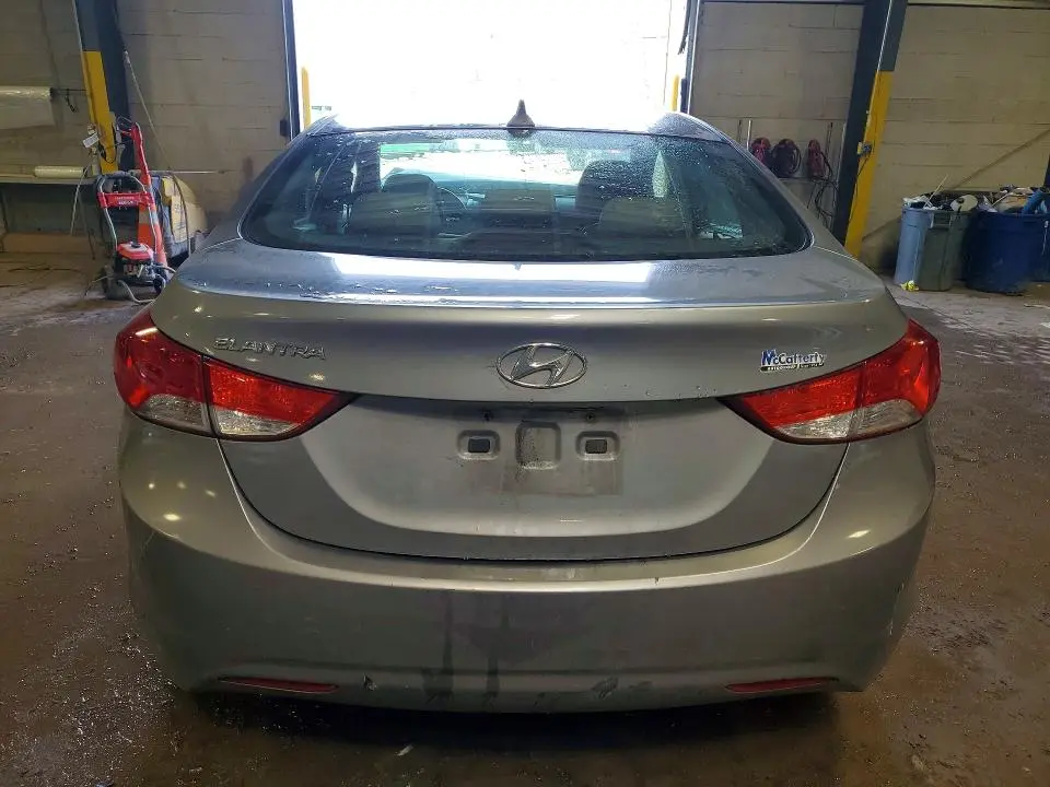 2012 HYUNDAI ELANTRA GLS  