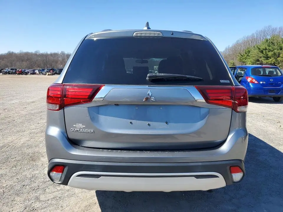 2020 MITSUBISHI OUTLANDER SE  