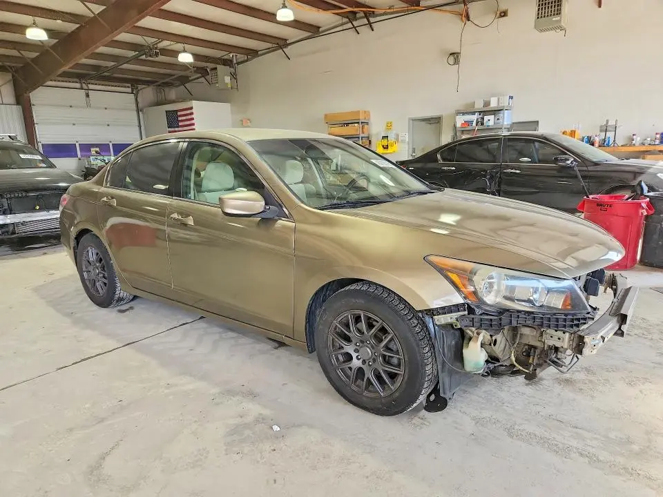 2010 HONDA ACCORD LX  