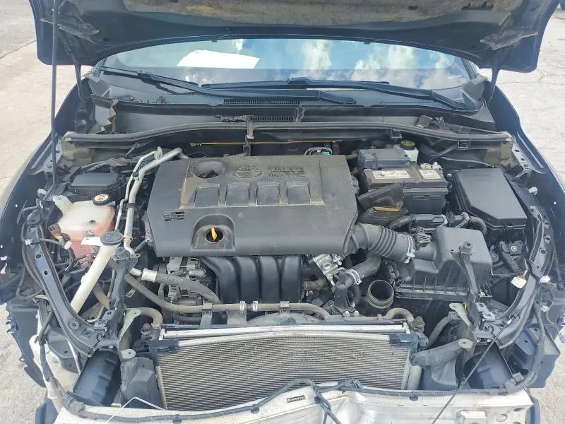 2019 TOYOTA C-HR LE  