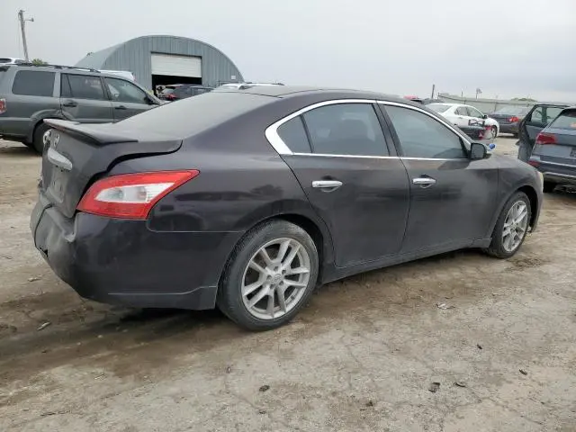 2011 NISSAN MAXIMA S  