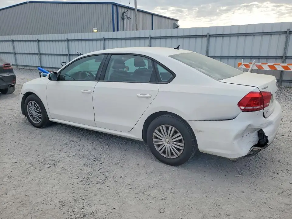 2014 VOLKSWAGEN PASSAT S  