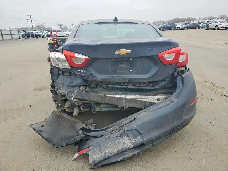 2016 CHEVROLET CRUZE LT  