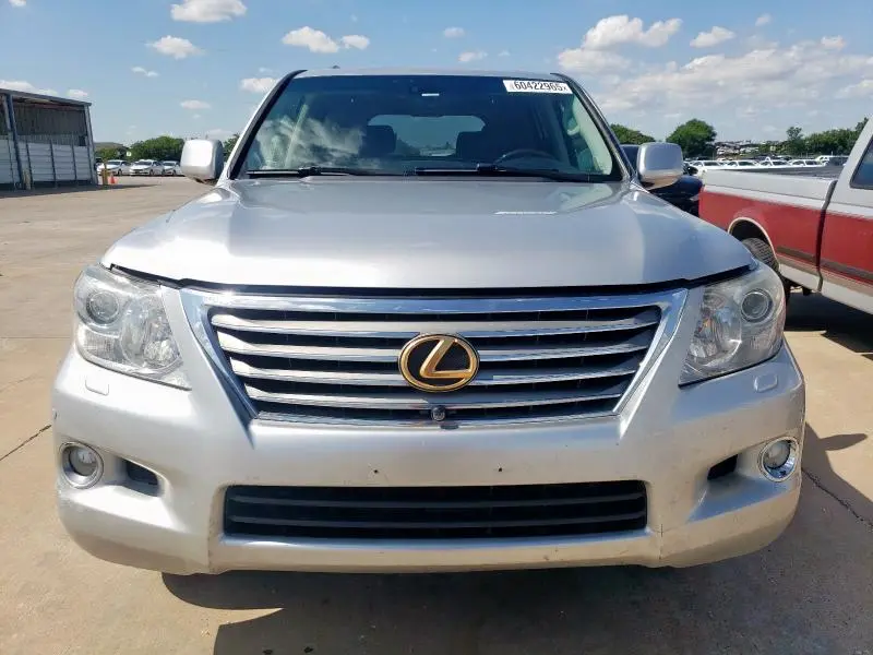 2011 LEXUS LX 570  