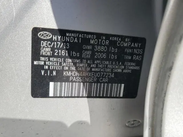 2014 HYUNDAI ELANTRA SE  