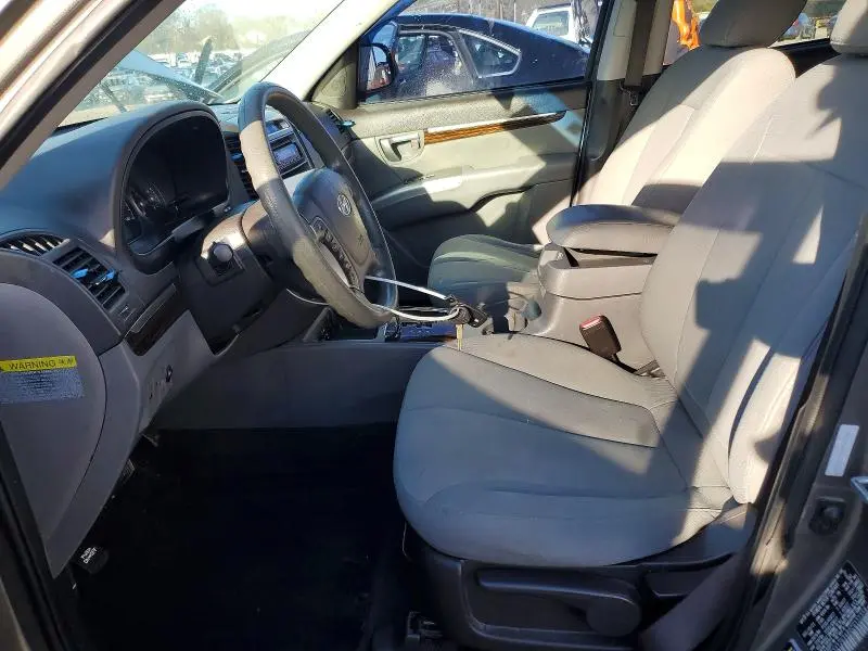 2012 HYUNDAI SANTA FE GLS  