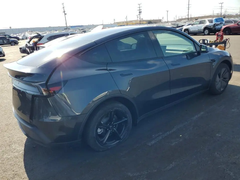 2026 TESLA MODEL Y   