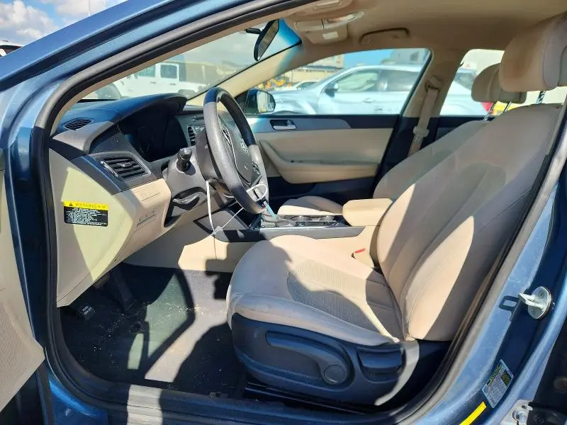 2017 HYUNDAI SONATA SE  