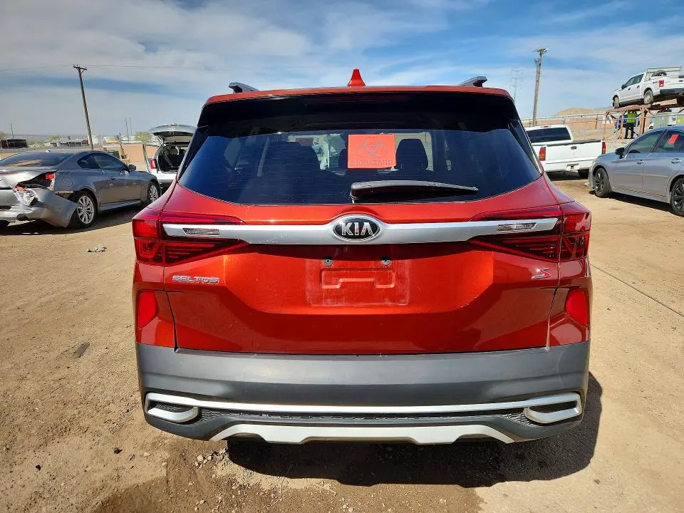 2021 KIA SELTOS S  