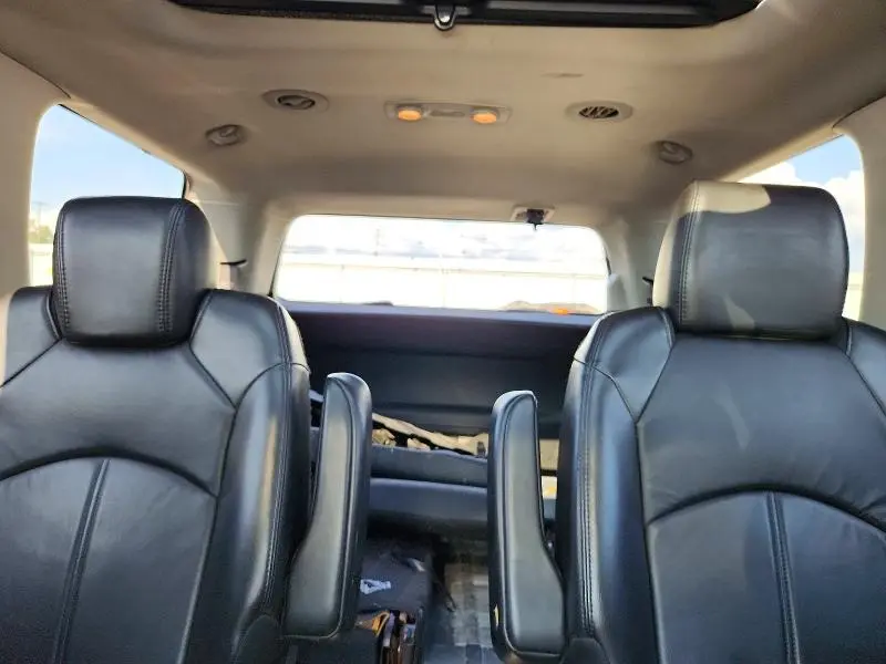 2012 GMC ACADIA SLT-1  