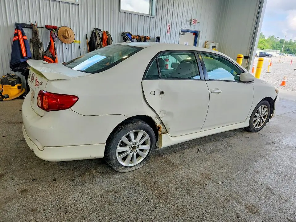 2010 TOYOTA COROLLA S  