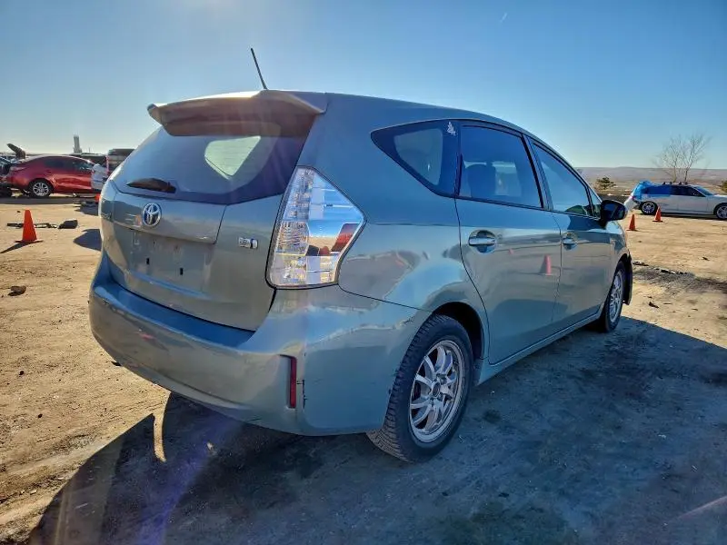 2013 TOYOTA PRIUS V   