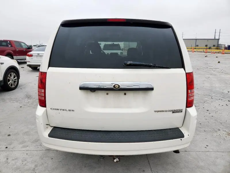 2010 CHRYSLER TOWN & COUNTRY TOURING  