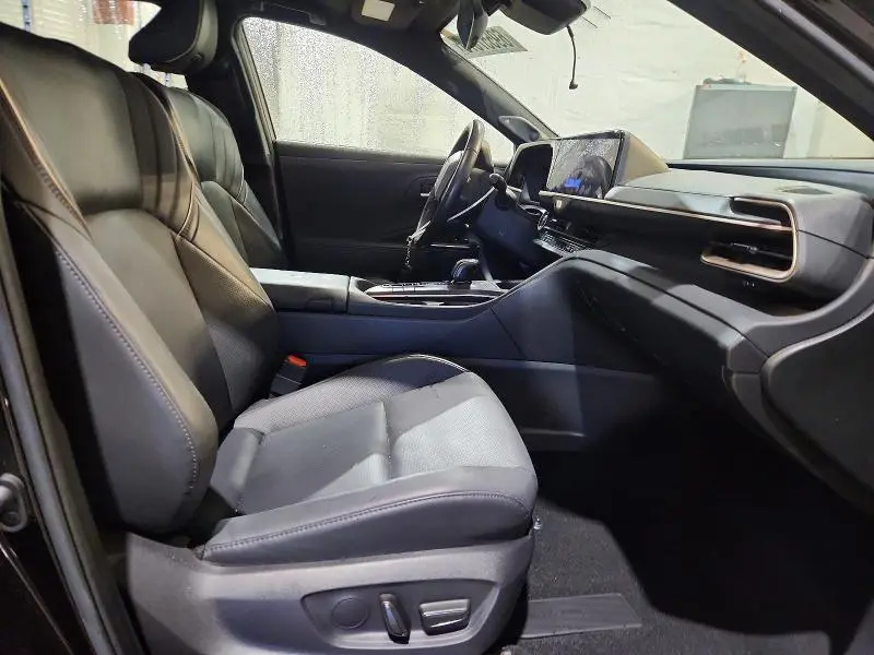 2023 TOYOTA CROWN LIMITED  
