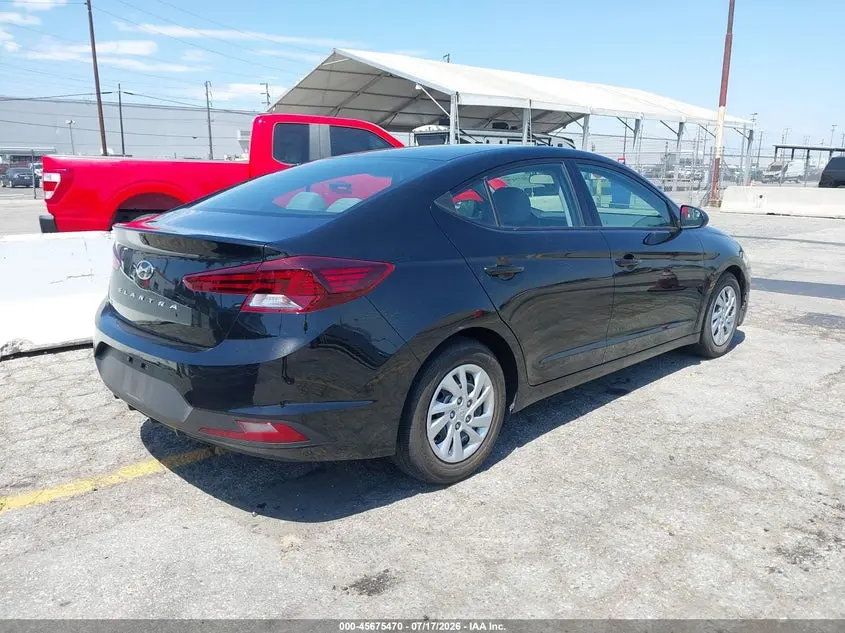 2020 HYUNDAI ELANTRA SE