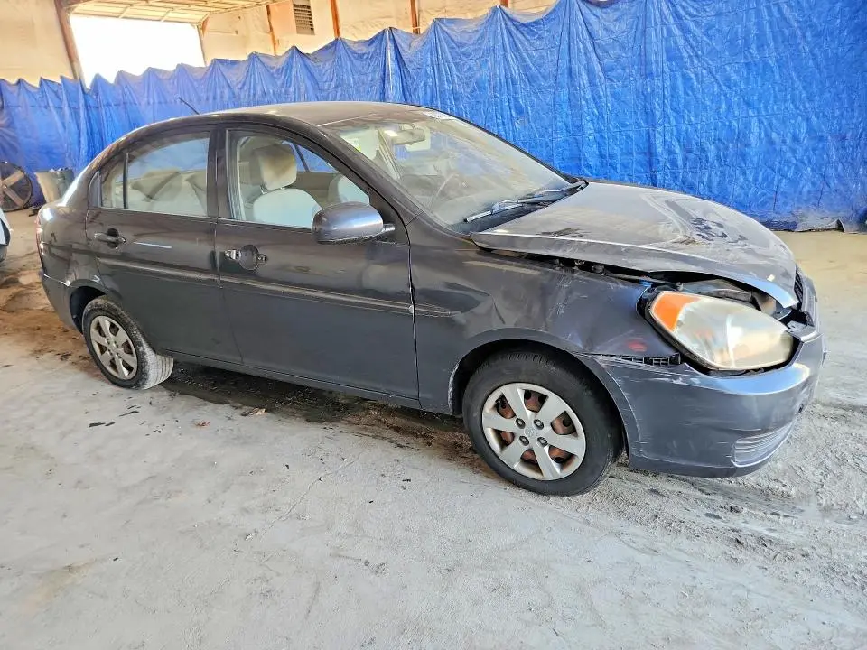 2010 HYUNDAI ACCENT GLS  