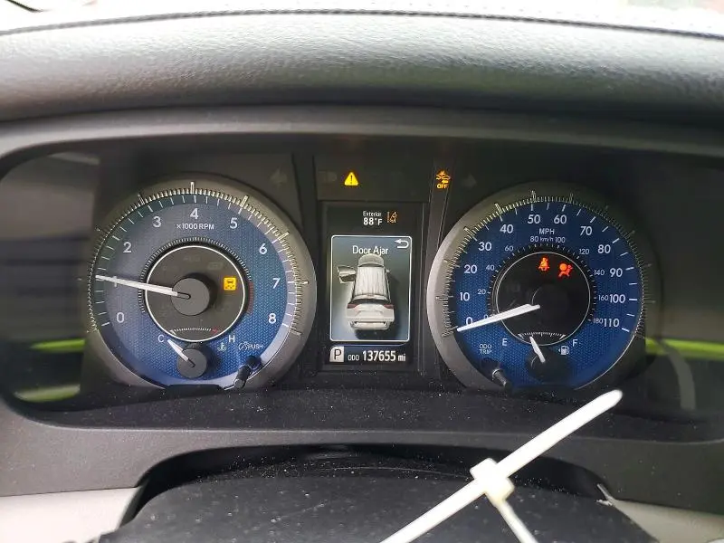 2018 TOYOTA SIENNA XLE PREMIUM 8-PASSENGER  
