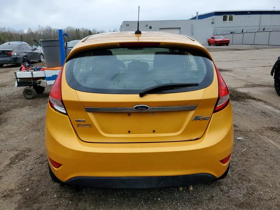 2011 FORD FIESTA SES  