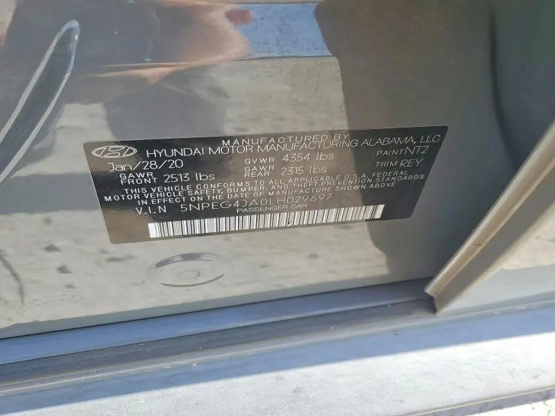 2020 HYUNDAI SONATA SE  