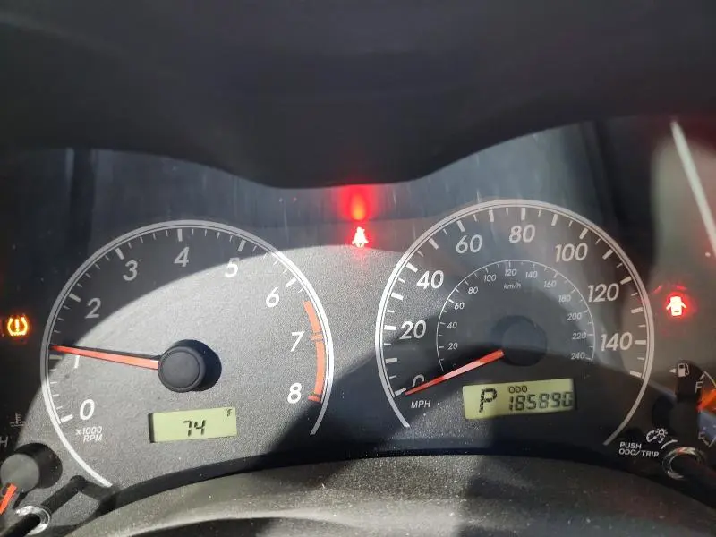 2013 TOYOTA COROLLA LE  