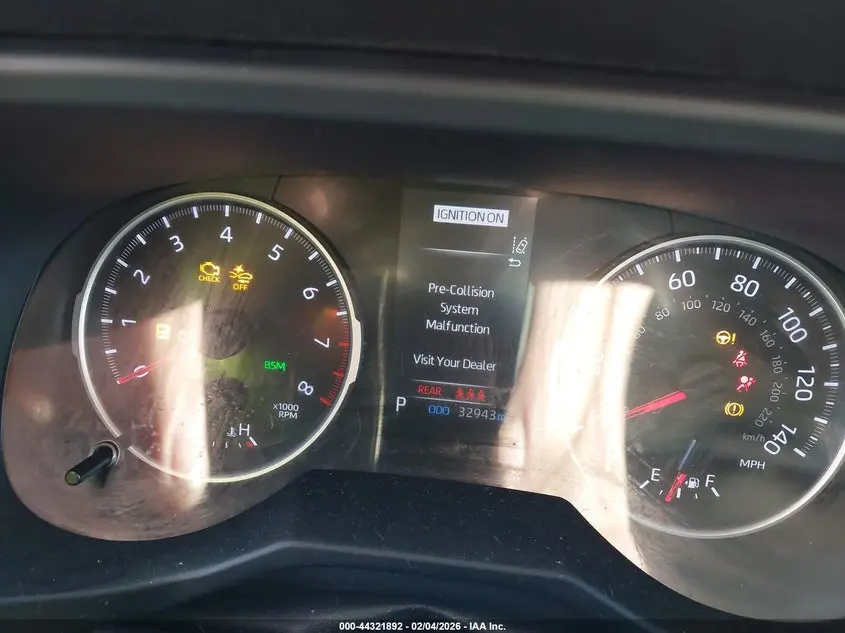 2021 TOYOTA RAV4 XLE