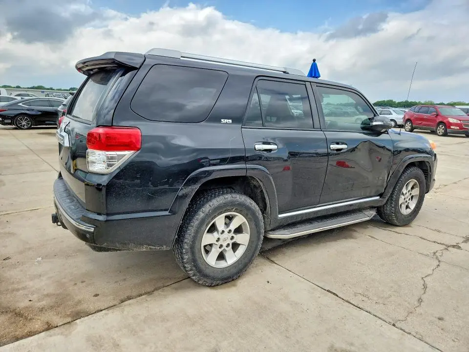2013 TOYOTA 4RUNNER SR5  