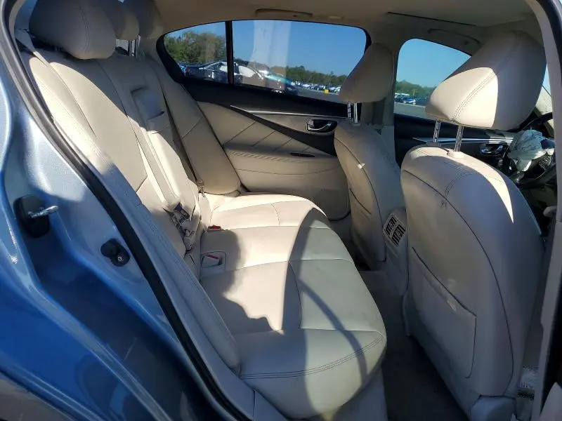 2016 INFINITI Q50 3.0T PREMIUM  