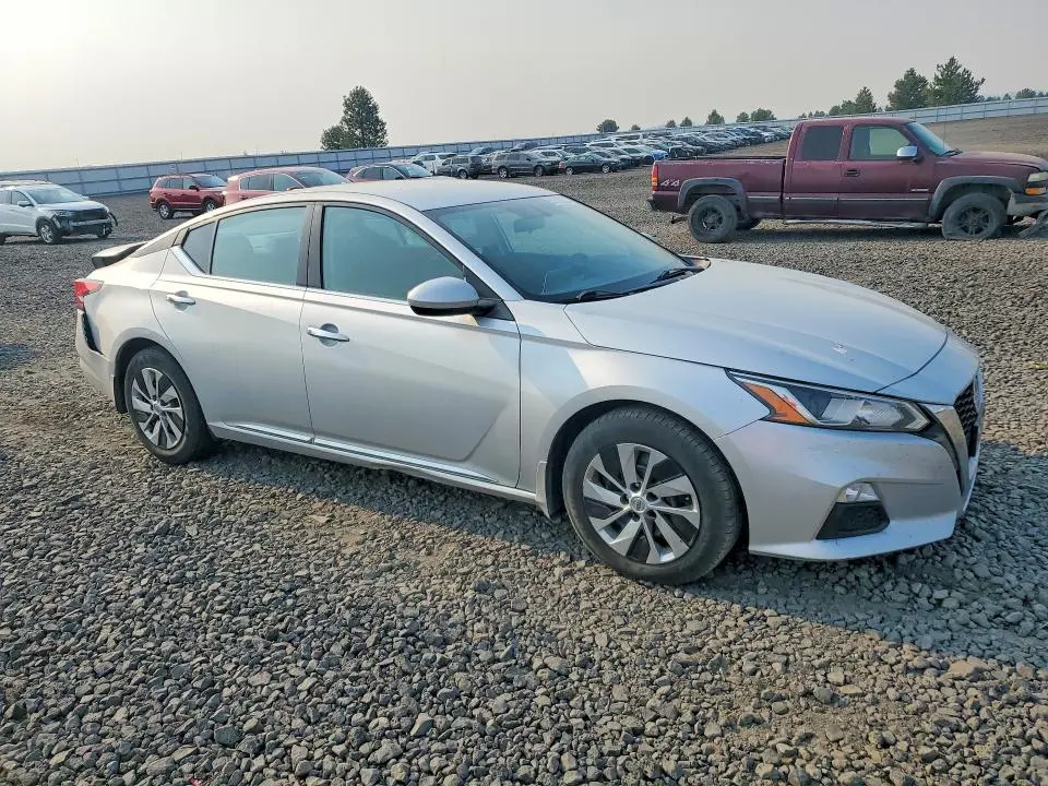 2020 NISSAN ALTIMA S  