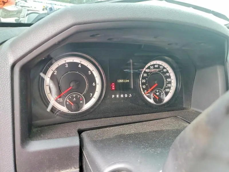 2016 RAM 1500 ST  