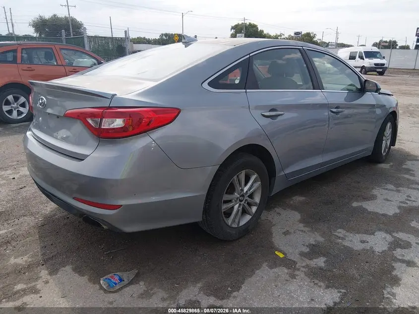 2016 HYUNDAI SONATA SE
