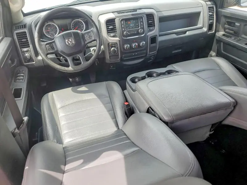 2016 RAM 1500 ST  