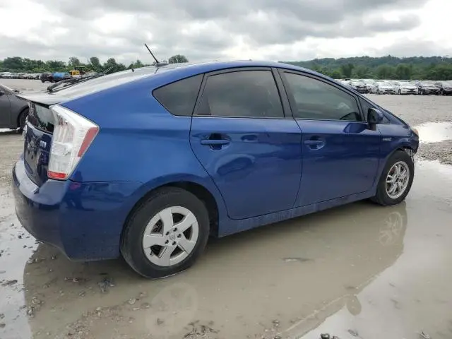 2011 TOYOTA PRIUS   