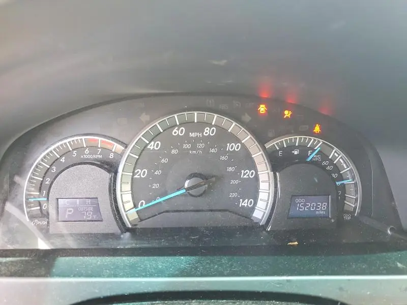 2014 TOYOTA CAMRY SE  